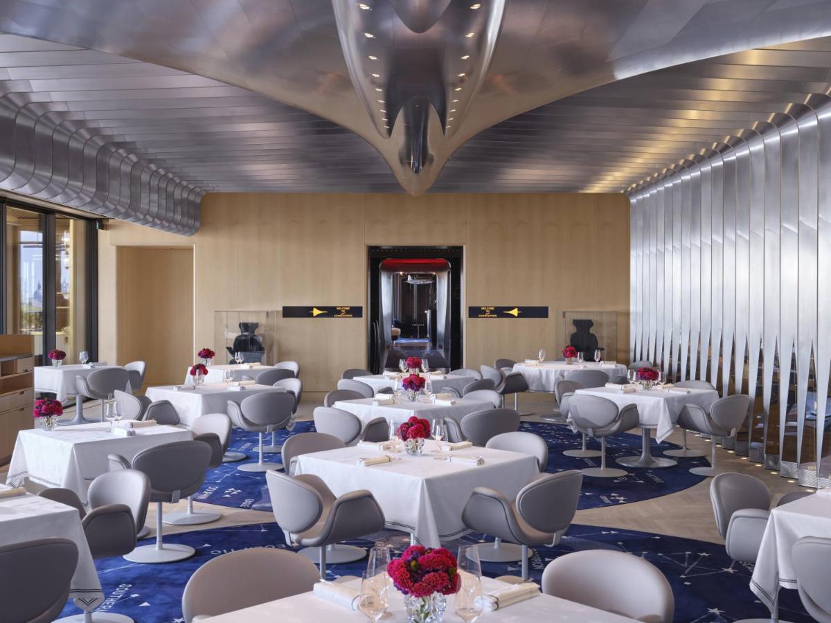 The Peninsula Отель 5*