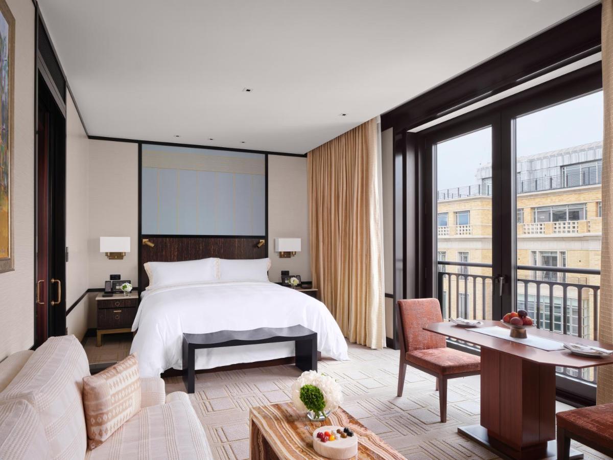 The Peninsula Отель 5*