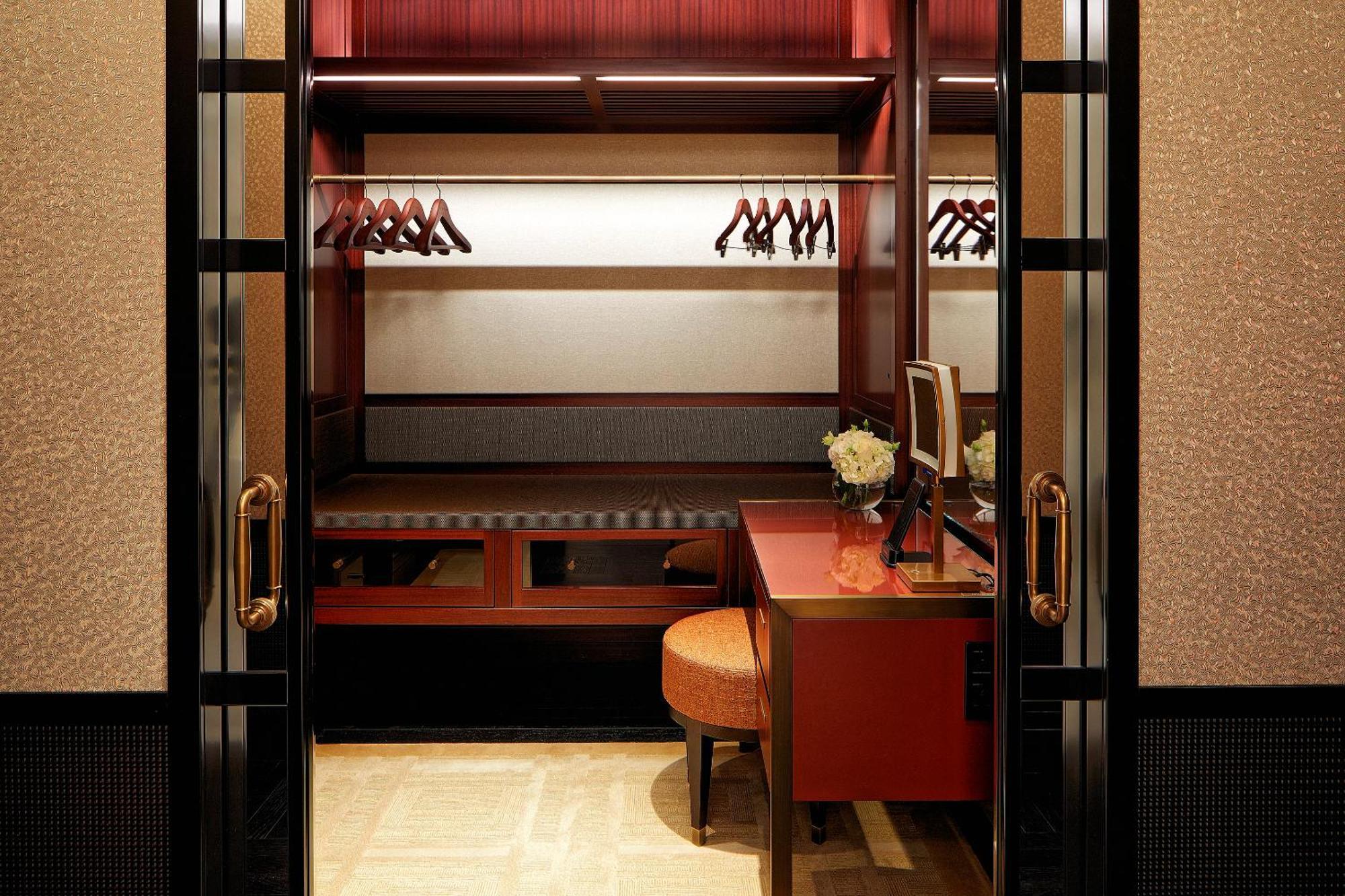 The Peninsula 5* Лондон